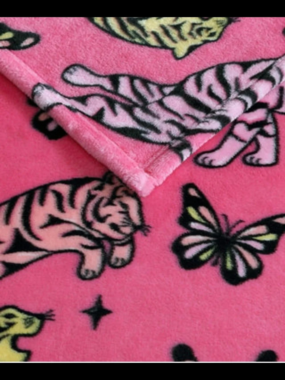 Betsey Johnson Plush Throw In Butterfly Tiger Or Leopard Rosette, NWT